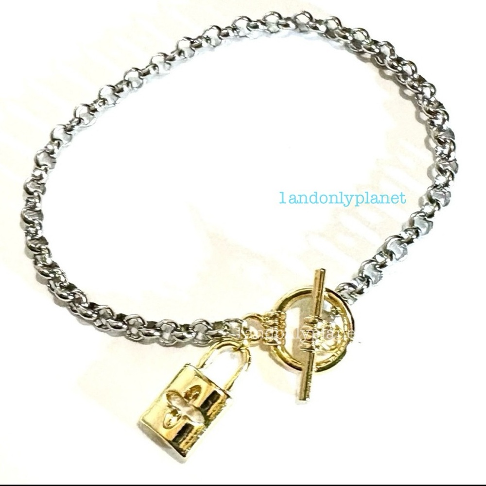 ✨NEW✨ Gold Lock Charm Silver Stainless Steel Bracelet - Picture 2 of 6
